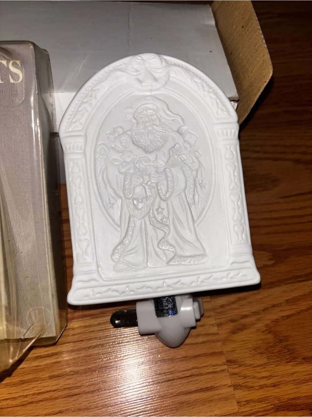 GANZ Angel Plug-In Night Lights in Gold and White